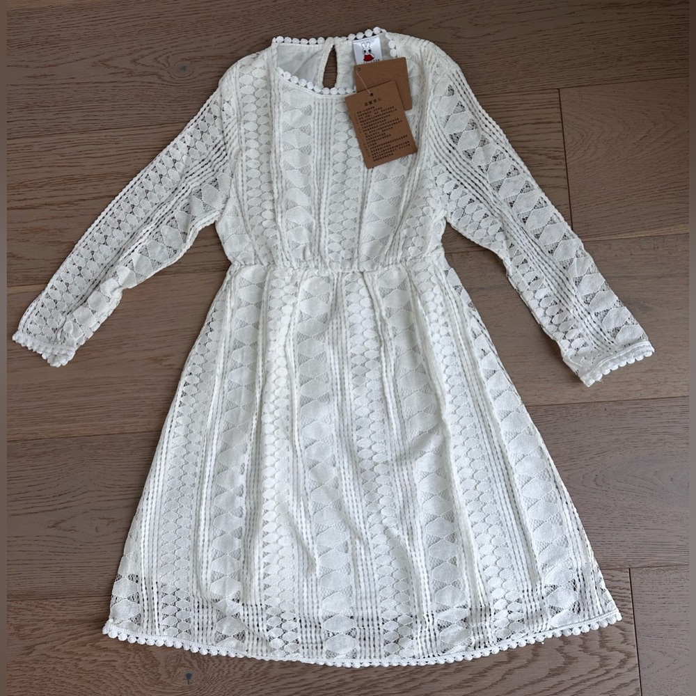 New white lace dress